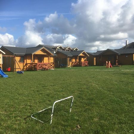 Villa Aurelia Pokoje Goscinne I Domki Letniskowe ミエレンコ エクステリア 写真