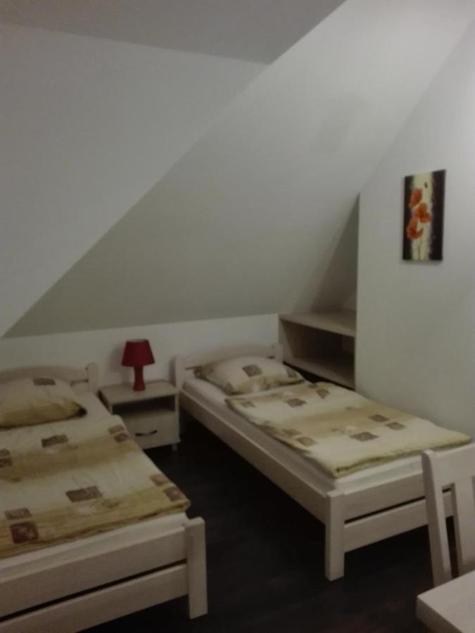 Villa Aurelia Pokoje Goscinne I Domki Letniskowe ミエレンコ エクステリア 写真