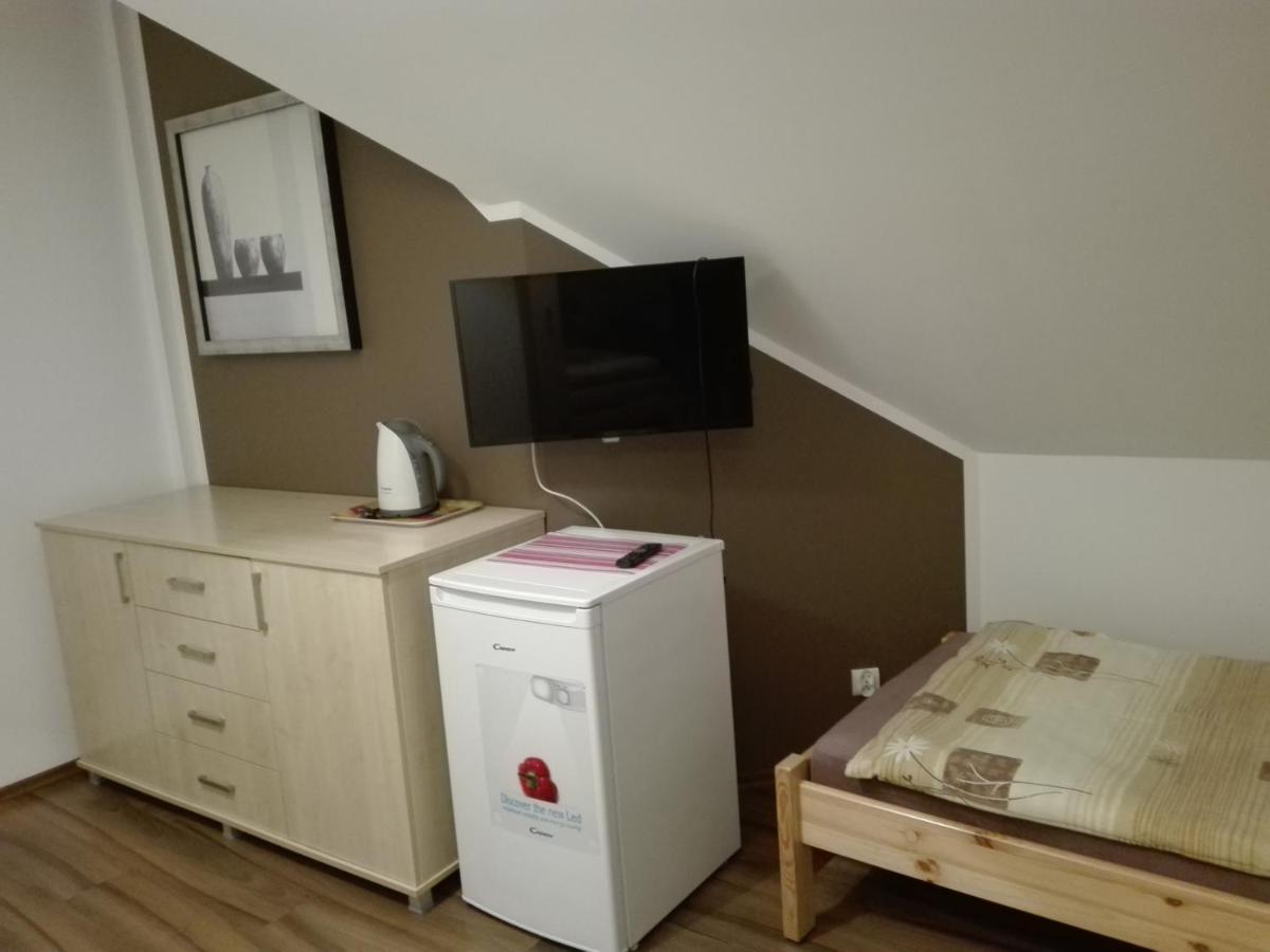 Villa Aurelia Pokoje Goscinne I Domki Letniskowe ミエレンコ エクステリア 写真
