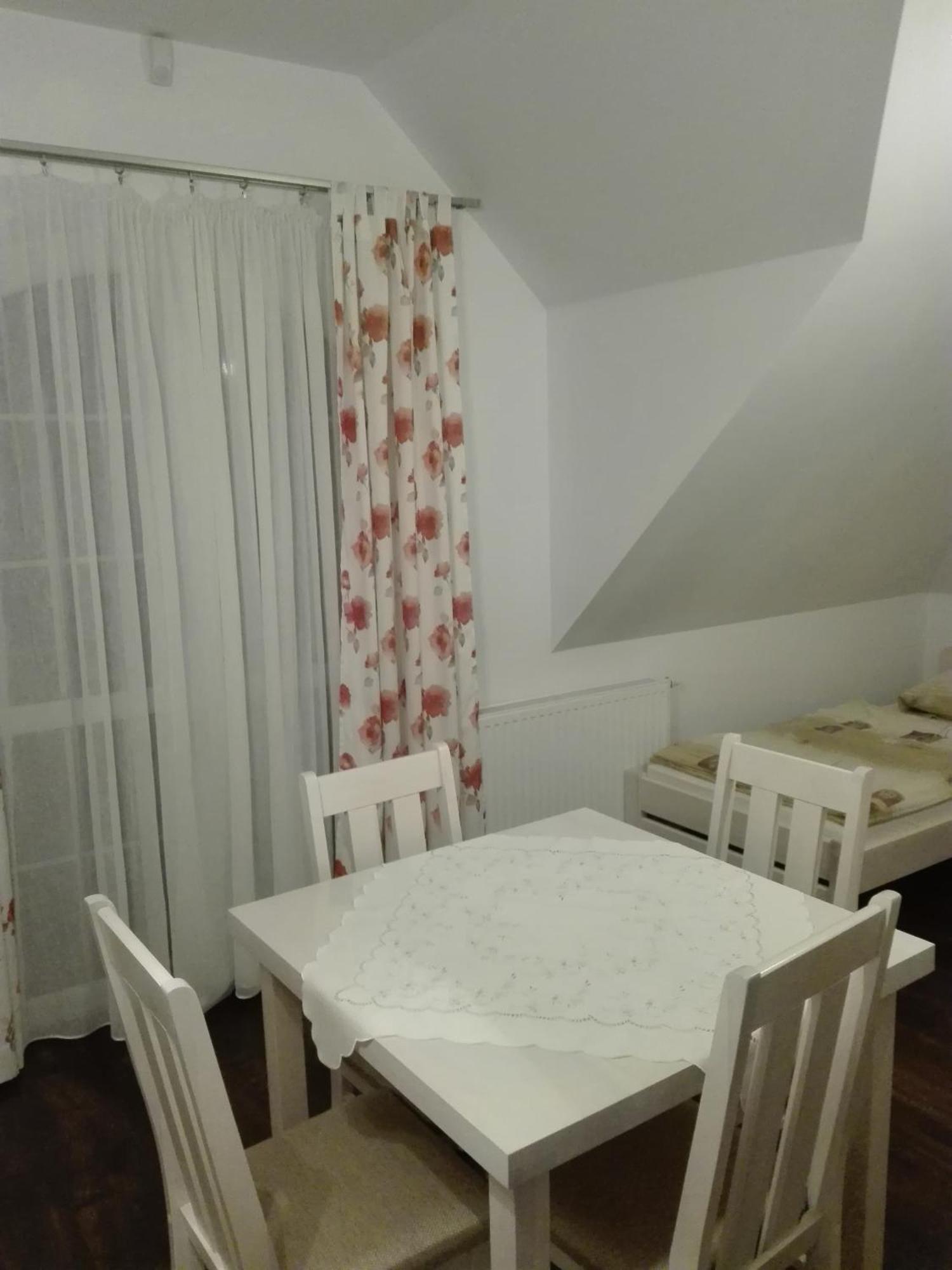 Villa Aurelia Pokoje Goscinne I Domki Letniskowe ミエレンコ エクステリア 写真